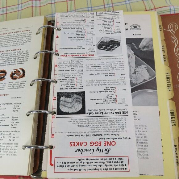 Betty Crocker's Picture Cook Book Binder 1950 1st Ed 2nd Printing Complete - Picture 7 of 9